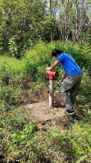 ไฟล์แนบ กปภ.สาขาตะกั่วป่า ดำเนินงานตามแผนบริหารจัดการน้ำสูญเสียเชิงรุก ลงพื้นที่เดินเท้าหาท่อแตกรั่ว พร้อมซ่อมปิดจุด เพื่อลดการเกิดน้ำสูญเสีย