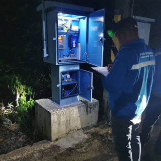 ไฟล์แนบ กปภ.สาขาปากพนัง ลงพื้นที่เดินสำรวจหาท่อแตก/ท่อรั่ว จากการทำ step test ในพื้นที่ DM-03-01 ตามแผนลดน้ำสูญเสีย บริเวณพื้นที่ชุมชนบ้านแขก อ.ปากพนัง จ.นครศรีธรรมราช    