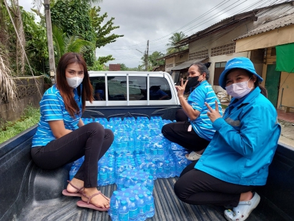 ไฟล์แนบ กปภ.ข.4 ร่วมกับ กปภ.สาขาระนอง แจกจ่ายน้ำดื่มบรรจุขวดตราสัญลักษณ์ กปภ.ให้ผู้ประสบภัยในพื้นที่น้ำท่วม