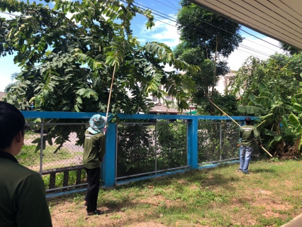 ไฟล์แนบ กปภ.สาขาท่ามะกา ทำกิจกรรม 5 ส. ภายในพื้นที่บริเวณสถานีจ่ายน้ำลูกแก ปรับภูมิทัศน์ ทำความสะอาด ตัดแต่งต้นไม้ ตัดหญ้า ฯลฯ เพื่อสร้างภาพลักษณ์ที่ดีของหน่วยงาน ให้มีความน่าอยู่ และปลอดภัย วันที่ 27 กรกฏาคม 2566 