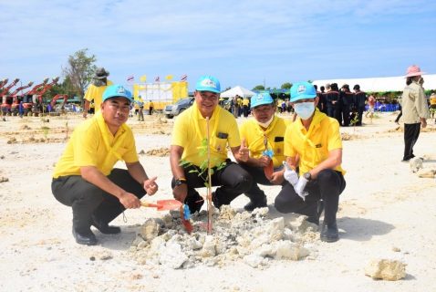 ไฟล์แนบ กปภ.สาขาระยอง ร่วมกิจกรรมปลูกป่าบกเฉลิมพระเกียรติฯ ร.๑๐