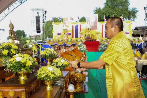 ไฟล์แนบ กปภ.สาขารังสิต(พ) ร่วมพิธีทำบุญตักบาตรเนื่องในโอกาสวันเฉลิมพระชนมพรรษาพระบาทสมเด็จพระเจ้าอยู่หัว 