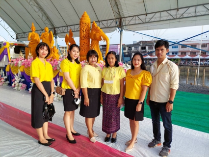 ไฟล์แนบ กปภ.สาขารังสิต(พ) ร่วมพิธีทำบุญตักบาตรเนื่องในโอกาสวันเฉลิมพระชนมพรรษาพระบาทสมเด็จพระเจ้าอยู่หัว 