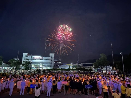 ไฟล์แนบ การประปาส่วนภูมิภาคสาขาทุ่งสง ร่วมพิธีถวายเครื่องราชสักการะและวางพานพุ่ม และพิธีจุดเทียนถวายพระพรชัยมงคล เฉลิมพระเกียรติพระบาทสมเด็จพระเจ้าอยู่หัว เนื่องในโอกาสมหามงคลเฉลิมพระชนมพรรษา 28 กรกฎาคม 2566