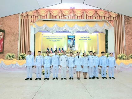 ไฟล์แนบ นายธงชัย  สถิตย์ตระกูล ผู้จัดการการประปาส่วนภูมิภาคสาขาสุโขทัย และนายวัชรพงศ์  พรหมรัตน์ ผู้ช่วยผู้จัดการการประปาส่วนภูมิภาคสาขาสุโขทัย หัวหน้างานและพนักงาน ร่วมทำบุญตักบาตร  ร่วมพิธีถวายสัตย์ปฏิญาณ เพื่อเป็นข้าราชการที่ดีและพลังของแผ่นดิน ร่วมพิธีถวายเครื่องราชสักการะและวางพานพุ่ม และพิธีจุดเทียนถวายพระพรชัยมงคล เฉลิมพระเกียรติพระบาทสมเด็จพระเจ้าอยู่หัว เนื่องในโอกาสมหามงคลเฉลิมพระชนมพรรษา 28 กรกฎาคม 2566   ณ โรงเรียนสุโขทัยวิทยาคม  จังหวัดสุโขทัย