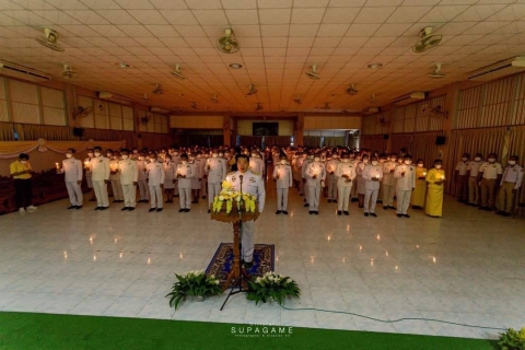 ไฟล์แนบ กปภ.สาขาท่าตะโก ร่วมพิธีถวายเครื่องราชสักการะและวางพานพุ่ม และพิธีจุดเทียนถวายพระพรชัยมงคล ณ หอประชุมอำเภอท่าตะโก 