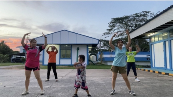 ไฟล์แนบ การประปาส่วนภูมิภาคสาขาไชยา จัดกิจกรรม ออกกำลังกาย เต้นแอโรบิก เพื่อเสริมสร้างสุขภาพพลานัยที่ดีแก่พนักงาน