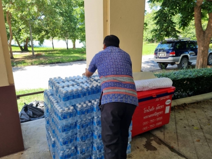 ไฟล์แนบ กปภ.สาขาพระนครศรีอยุธยา(พ) สนับสนุนน้ำดื่มบรรจุขวดตราสัญลักษณ์ กปภ. จำนวน 1,000 ขวด ให้บริการแก่ผู้ร่วมกิจกรรมเฉลิมพระเกียรติพระบาทสมเด็จพระเจ้าอยู่หัว เนื่องในโอกาสวันเฉลิมพระชนมพรรษา 28 กรกฎาคม 2566