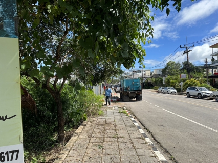 ไฟล์แนบ กปภ.สาขากระบี่ ดำเนินงานตามแผนบริหารจัดการน้ำสูญเสียเชิงรุก เดินหน้าลงพื้นที่บริเวณวัดคลองม่วง ตำบลหนองทะเล อำเภอเมือง จังหวัดกระบี่ เดินเท้าหาท่อแตกรั่ว พร้อมซ่อมปิดจุด เพื่อลดการเกิดน้ำสูญเสีย 