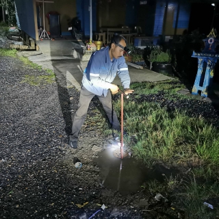 ไฟล์แนบ กปภ.สาขาปากพนัง ลงพื้นที่เดินสำรวจหาท่อแตก/ท่อรั่ว จากการทำ step test ในพื้นที่ DM-03-02-01 ตามแผนลดน้ำสูญเสีย บริเวณพื้นที่ด่านภาษี อ.ปากพนัง จ.นครศรีธรรมราช    