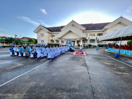 ไฟล์แนบ กปภ.สาขาคลองท่อมเข้าร่วมพิธีทำบุญตักบาตรถวายเป็นพระราชกุศล เนื่องในโอกาสวันเฉลิมพระชนมพรรษา พระนางเจ้าสิริกิติ์ พระบรมราชินีนาถ พระบรมราชชนนีพันปีหลวง 