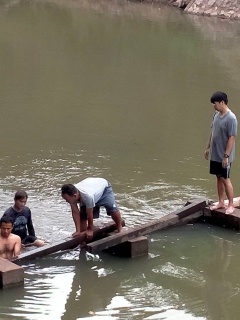ไฟล์แนบ กปภ.สาขาด่านช้าง จัดกิจกรรมกั้นฝายชะลอน้ำลำคลองกระเสียว โรงสูบน้ำแรงต่ำ กปภ.สาขาด่านช้าง