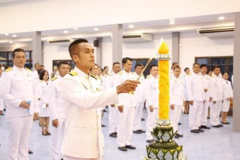 ไฟล์แนบ การประปาส่วนภูมิภาคสาขาอ่าวลึก เข้าร่วมพิธีถวายเครื่องราชสักการะและวางพานพุ่ม และพิธีจุดเทียนถวายพระพรชัยมงคล เนื่องในโอกาสวันเฉลิมพระเกียรติสมเด็จพระนางเจ้าสิริกิติ์ พระบรมราชินีนาถ พระบรมราชชนนีพันปีหลวง เนื่องในโอกาสมหามงคลเฉลิมพระชนมพรรษา 12 สิงหาคม 2566 