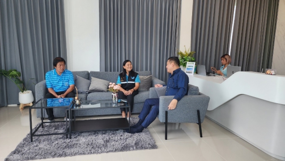 ไฟล์แนบ กปภ.สาขาอ้อมน้อย และกองระบบจำหน่าย กปภ.ข.3 เข้ามอบป้ายโครงการส่งเสริมสนับสนุนการใช้อุปกรณ์ประหยัดน้ำ ให้กับโครงการ EZZEN (ปิ่นเกล้า ศาลายา) และโครงการกรีนเฮ้าส์ทาวน์โฮม ไร่ขิง 32