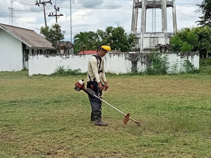 ไฟล์แนบ การประปาส่วนภูมิภาคสาขากาญจนดิษฐ์ จัดกิจกรรมพัฒนาปรับปรุงภูมิทัศน์และความสะอาดภายในสำนักงานดอนสัก หน่วยบริการดอนสัก กปภ.สาขากาญจนดิษฐ์  วันศุกร์ที่ 11 สิงหาคม 2566 การประปาส่วนภูมิภาคสาขากาญจนดิษฐ์ โดยนายสุรพงศ์ สมหวัง ผู้จัดการการประปาส่วนภูมิภาคสาขากาญจนดิษฐ์ มอบหมายพนักงานผลิตและเจ้าหน้าที่ในสังกัด ร่วมกิจกรรมบิ๊กคลีนนิ่งเดย์ "Big Cleaning Day" และพัฒนา สำนักงานดอนสัก ณ. สำนักงานดอนสัก เขตจำหน่ายน้ำดอนสัก หน่วยบริการดอนสัก การประปาส่วนภูมิภาคสาขากาญจนดิษฐ์ โดยร่วมกันทำความสะอาดและปรับปรุงภูมิทัศน์และความสะอาดภายในสำนักงาน ซึ่งนอกจากจะได้ความสะอาดเรียบร้อยและยังเป็นการส่งเสริมการทำงานเป็นทีมอีกด้วย