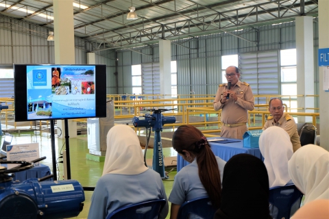 ไฟล์แนบ กปภ.สาขาสุราษฎร์ธานี (ชั้นพิเศษ) ต้อนรับนักศึกษาจากมหาวิทยาลัยวลัยลักษณ์ ในการศึกษาดูงานระบบผลิต ณ สถานีผลิตน้ำบ้านนาทราย