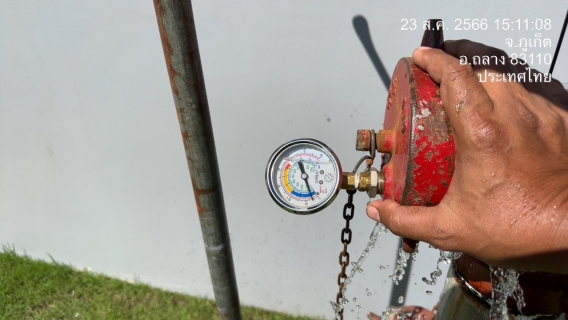 ไฟล์แนบ กปภ.สาขาภูเก็ต ร่วมกับ บริษัท เอเชีย อินฟราสตรักเชอร์ แมเนจเม้นท์ (ประเทศไทย) จำกัด (โครงการจัดการลดน้ำสูญเสีย) ดำเนินการวัดแรงดันน้ำประปา ระบายตะกอน และตรวจสอบคุณภาพน้ำ ในพื้นที่ บริเวณหมู่บ้านสิริ เพลส แอร์พอร์ต