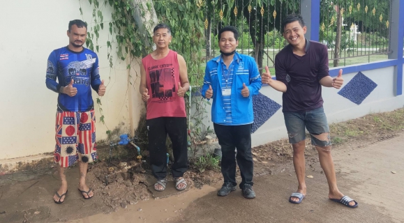 ไฟล์แนบ มิสเตอร์ประปากำแพงเพชร ลุย ! ตรวจสอบน้ำไม่ไหล ลูกค้า เฮ!! ประทับใจน้ำใสไหลแรง !!!