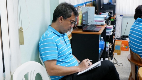 ไฟล์แนบ นายสุรชัย เชื้อแพ่ง รองผู้ว่าการ (ปฏิบัติการ 5) และนางสาวกฤติกา ธรรมสโร ผู้ช่วยผู้อำนวยการ กปภ.เขต 5 (วิชาการ) พร้อมด้วยคณะผู้บริหาร ลงพื้นที่ตรวจเยี่ยมและมอบนโยบายแนวทางการดำเนินงาน ณ สำนักงาน กปภ.สาขาย่านตาขาว 