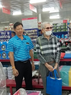 ไฟล์แนบ กปภ.สาขาทุ่งสง ลงพื้นที่พบผู้ใช้น้ำรายใหญ่ ภายใต้กิจกรรมมุ่งมั่นเพื่อปวงชน เติมใจให้กัน ครั้งที่ 3/2566