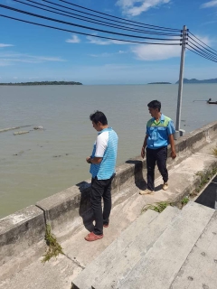 ไฟล์แนบ การประปาส่วนภูมิภาคสาขากาญจนดิษฐ์ ดำเนินการตรวจสอบ หาท่อแตกท่อรั่ว ตลาดดอนสัก ตำบลดอนสัก อ.ดอนสัก เพื่อค้นท่อแตกท่อรั่วและเพิ่มปริมาณน้ำจ่ายให้ลูกค้า 