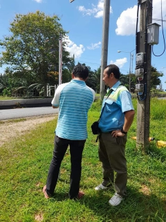 ไฟล์แนบ การประปาส่วนภูมิภาคสาขากาญจนดิษฐ์ ดำเนินการตรวจสอบ หาท่อแตกท่อรั่ว ตลาดดอนสัก ตำบลดอนสัก อ.ดอนสัก เพื่อค้นท่อแตกท่อรั่วและเพิ่มปริมาณน้ำจ่ายให้ลูกค้า 