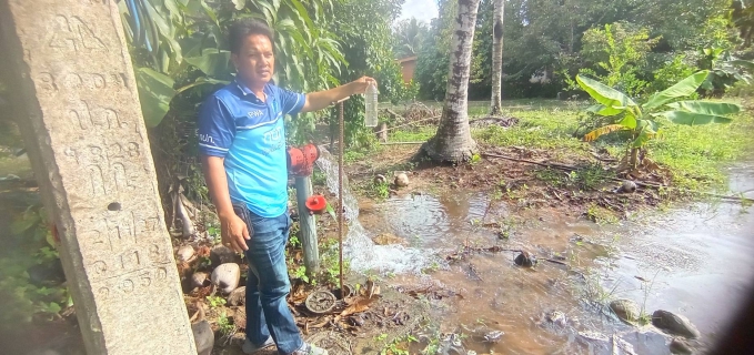 ไฟล์แนบ การประปาส่วนภูมิภาคสาขาคลองท่อมล้างตะกอนระบายในเส้นท่อจ่ายน้ำ (Blow off) ผ่านหัวดับเพลิง