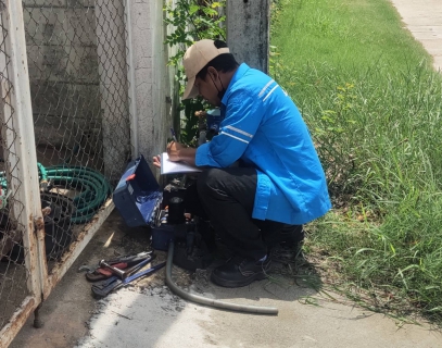 ไฟล์แนบ กปภ.สาขากำแพงเพชร ใช้ระบบติดตามาตรตรวจสอบมาตรที่มีแนวโน้มชำรุด พบ มาตรวัดน้ำเดินผิดปกติ เร่งเปลี่ยนทันที ! 