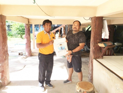 ไฟล์แนบ วันพฤหัสบดีที่ 11 มีนาคม 2564 นายสุรพงศ์  สมหวัง ผู้จัดการ กปภ.สาขากาญจนดิษฐ์ มอบหมาย ว่าที่ ร.ต.สุพจน์  ศรีรักษ์ นายช่างเครื่องกล 7 เข้าพบปะพูดคุย กับผู้ใหญ่บ้าน หมู่ที่ 3 บ้านปากคู ตำบลช้างซ้าย อำเภอกาญจนดิษฐ์ และหารือเรื่องการบริหารจัดการน้ำดิบ คลองกะแดะ บริเวณฝายน้ำล้นบ้านปากคู(นาปรัง) ช่วงภัยแล้งที่กำลังจะมาถึง แนวทางแก้ไขปัญหาร่วมกัน และการใช้แหล่งน้ำดิบด้วยกัน เพื่อบริการประชาชนได้อย่างทั่วถึงต่อไป 