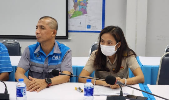 ไฟล์แนบ กปภ.สาขาอ้อมน้อย เชิญเจ้าหน้าที่ตำรวจร่วมประชุม เร่งตรวจสอบกรณีมาตรวัดน้ำหาย พร้อมร่วมกันหาแนวทางป้องกัน