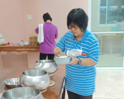 ไฟล์แนบ กปภ.สาขาขลุง เข้าร่วมกิจกรรมเข้าวัดทำบุญวันธรรมสวนะ (วันพระ) ณ วัดท่าสอน ตำบลบ่อ อำเภอขลุง จังหวัดจันทบุรี