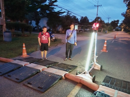 ไฟล์แนบ กปภ.สาขาบางสะพาน ประสานขอรับสนับสนุนเครื่องสูบน้ำระยะไกลจากศูนย์ป้องกันและบรรเทาสาธารณภัย เขต 4 ประจวบคีรีขันธ์ (ปภ.เขต 4) สูบทอยน้ำดิบจากคลองหินปิด ไปยังสถานีผลิตน้ำช้างแรก เพื่อแก้ไขปัญหาสถานการณ์ภัยแล้ง