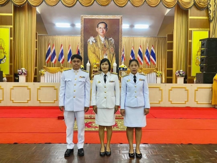ไฟล์แนบ กปภ.สาขาคลองท่อม เข้าร่วมกิจกรรมน้อมรำลึกเนื่องในวันคล้ายวันสวรรคต พระบาทสมเด็จพระบรมชนกาธิเบศร มหาภูมิพลอดุลยเดชมหาราช บรมนาถบพิตร ได้เข้าร่วมพิธีวางพวงมาลา 