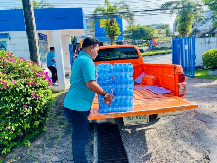 ไฟล์แนบ กปภ.สาขากระบี่ สนับสนุนน้ำดื่มบรรจุขวด จำนวน 240 ขวด ร่วมต้อนรับคณะอนุกรรมการติดตามและขับเคลื่อนโครงการอันเนื่องมาจากพระราชดำริในพื้นที่ภาคใต้