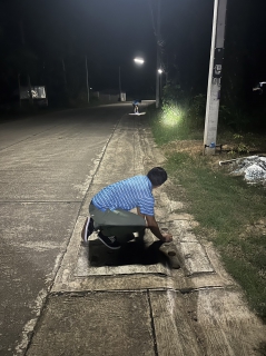 ไฟล์แนบ การประปาส่วนภูมิภาคสาขาท่าแซะ ดำเนินการตามแผนลดน้ำสูญเสีย&#8203; บริเวณเขตพื้นที่จำหน่ายน้ำแม่ข่ายท่าแซะ ต.ท่าแซะ อ.ท่าแซะ จ.ชุมพร (ชุมชนบ้านเนินสันติ) 