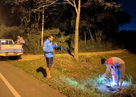 ไฟล์แนบ กปภ.สาขาขลุง เดินหน้าลดน้ำสูญเสีย ออกสำรวจหาท่อรั่วในพื้นที่ตามแผน (ทำ Step Test) ต่อเนื่อง ค้นหาท่อแตก/รั่ว MM05 สถานีผลิตน้ำพลิ้ว จ่ายพื้นที่ ต.บางสระเก้า อ.แหลมสิงห์ จ.จันทบุรี