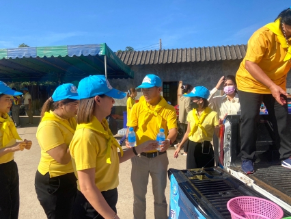 ไฟล์แนบ กปภ.สาขาขลุง เข้าร่วมกิจกรรมจิตอาสาเนื่องในวันคล้ายวันพระบรมราชสมภพ พระบาทสมเด็จพระบรมชนกาธิเบศรมหาภูมิพลอดุลยเดชมหาราช บรมนาถบพิตร วันชาติ และวันพ่อแห่งชาติ (พัฒนาฟื้นฟูและแก้ไขปัญหาคลองเวฬุ kick off ระยะที่ 1) พร้อมมอบน้ำดื่มตราสัญลักษณ์ กปภ. จำนวน 480 ขวด