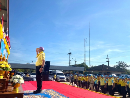 ไฟล์แนบ กปภ.สาขาขลุง เข้าร่วมกิจกรรมจิตอาสาเนื่องในวันคล้ายวันพระบรมราชสมภพ พระบาทสมเด็จพระบรมชนกาธิเบศรมหาภูมิพลอดุลยเดชมหาราช บรมนาถบพิตร วันชาติ และวันพ่อแห่งชาติ (พัฒนาฟื้นฟูและแก้ไขปัญหาคลองเวฬุ kick off ระยะที่ 1) พร้อมมอบน้ำดื่มตราสัญลักษณ์ กปภ. จำนวน 480 ขวด