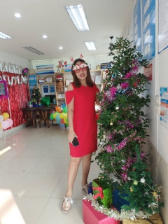 ไฟล์แนบ กปภ.สาขากำแพงเพชร จัดเต็มม !! มอบความสุขให้ลูกค้า happy hour ใส่ชุดสีแดงมาถ่ายรูป รับไปเลย !! แก้วน้ำ Merry Christmas