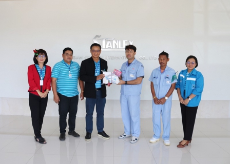 ไฟล์แนบ กปภ.สาขาปทุมธานี ลงพื้นที่จัดกิจกรรมสร้างความสัมพันธ์กับลูกค้ารายใหญ่ ในช่วงเทศกาลวันปีใหม่ พร้อมมอบของที่ระลึก ประจำไตรมาสที่ 1