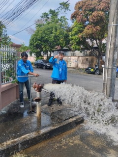 ไฟล์แนบ กปภ.สาขาภูเก็ต นำทีมลงพื้นที่ บริเวณ หมู่บ้านภูเก็ตวิลล่า 5 ต.วิชิต อ.เมืองภูเก็ต จ.ภูเก็ต ดำเนินการระบายตะกอนในเส้นท่อจ่ายน้ำ (Blow off)