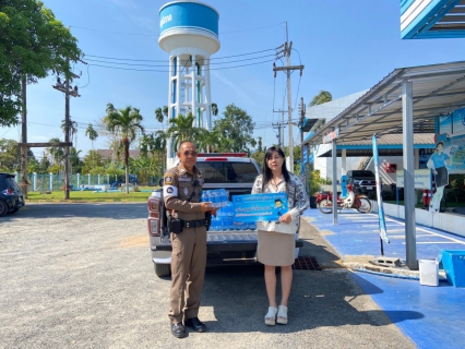 ไฟล์แนบ กปภ.สาขาขลุง มอบน้ำดื่มตราสัญลักษณ์ กปภ. ให้แก่ สถานีตำรวจภูธรขลุง