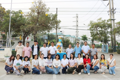 ไฟล์แนบ กปภ.สาขาปทุมธานี จัดพิธีทำบุญตักบาตร ถวายจตุปัจจัยไทยธรรม เนื่องในวันคล้ายวันสถาปนา กปภ. ครบรอบ 45 ปี