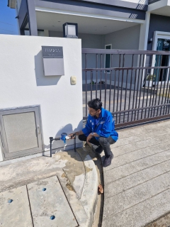 ไฟล์แนบ กปภ.สาขาภูเก็ต นำทีมลงพื้นที่ บริเวณ หมู่บ้านศุภาลัยเบลล่า ต.เกาะแก้ว อ.เมืองภูเก็ต จ.ภูเก็ต เพื่อดำเนินการตรวจสอบคุณภาพน้ำ