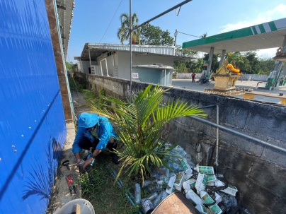 ไฟล์แนบ การประปาส่วนภูมิสาขาจันดี ลงพื้นที่เดินสำรวจหาท่อแตก-ท่อรั่ว