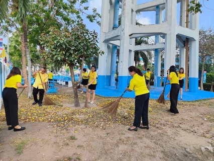 ไฟล์แนบ กปภ.สาขาสมุทรสาคร แสดงออกถึงความจงรักภักดี พร้อมใจแต่งกายด้วยเสื้อสีเหลือง ประดับตราสัญลักษณ์ พระราชพิธีมหามงคล 72 พรรษา