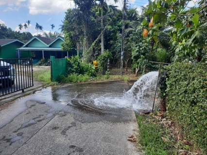 ไฟล์แนบ กปภ.สาขาระนอง รักษาคุณภาพน้ำประปาใสสะอาด ดำเนินการตามแผนระบายตะกอนในเส้นท่อ ประจำเดือน มีนาคม 2567