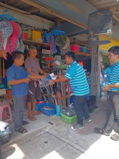 ไฟล์แนบ การประปาส่วนภูมิภาคสาขาอ่าวลึก ลงพื้นที่พบผู้ใช้น้ำภายใต้โครงการ "มุ่งมั่นเพื่อปวงชน เติมใจให้กัน" ครั้งที่ 3/2567