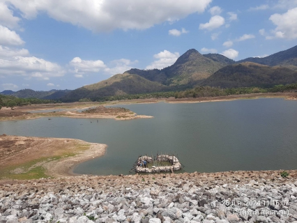 ไฟล์แนบ การประปาส่วนภูมิภาคสาขาบางสะพาน  ลงพื้นที่ดำเนินการรื้อกระสบทรายในอ่างเก็บน้ำคลองช่องลม เพื่อเพิ่มช่องทางการไหลของน้ำดิบเข้าสู่ท่อน้ำดิบ