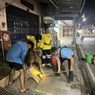 ไฟล์แนบ การประปาส่วนภูมิสาขาจันดี ลงพื้นที่เดินสำรวจหาท่อแตก-ท่อรั่ว